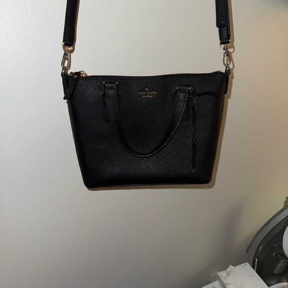 kate spade Handbags - Kate Spade Classic Black Shoulder Bag